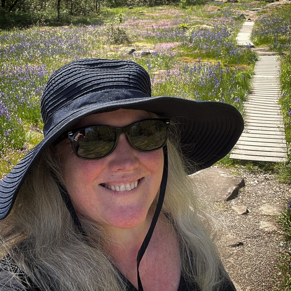 Meet your Posher, Jennifer